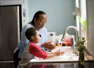 How to Help Your Elderly Relative to Enjoy Their Last Years care home in Chertsey
