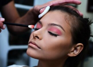 Take Your MUA Skills Up a Notch: The Importance of Understanding Color Theory Color Theory